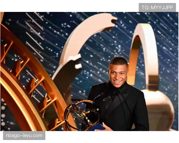 姆巴佩新偶像引关注：未来比赛风格或将迎来变革