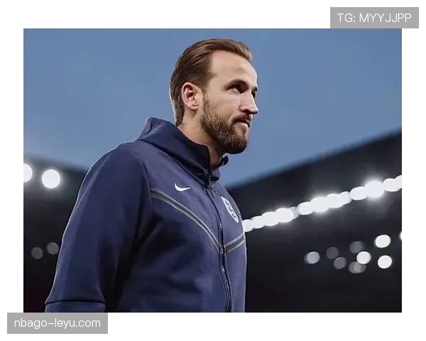 哈里·凯恩荣膺英格兰年度最佳球员，卓越实力与领袖风范再获肯定