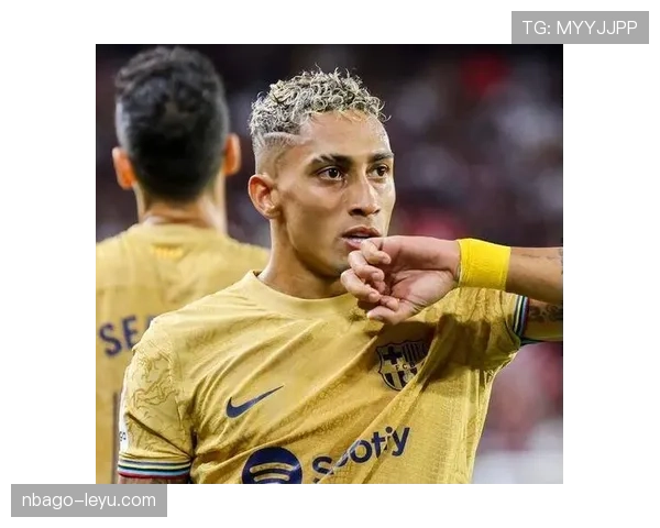 拉菲尼亚关键战表现稳定性与战术适配性分析 拉菲尼亚关键战表现稳定性与战术适配性分析