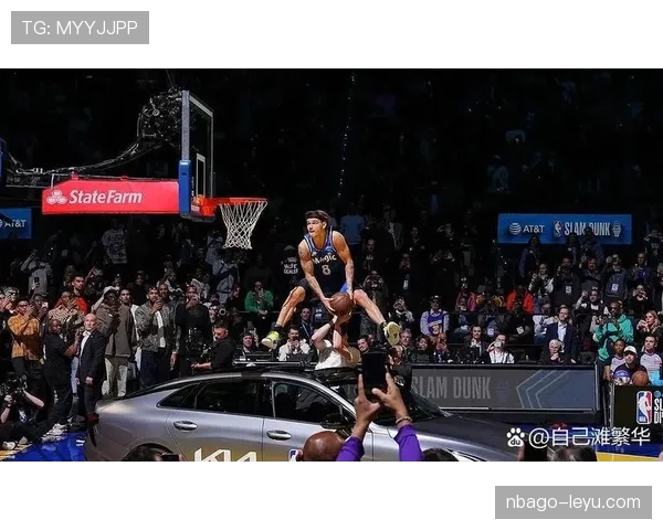 唐斯挡拆外投拉开空间对比约基奇更具三分威胁