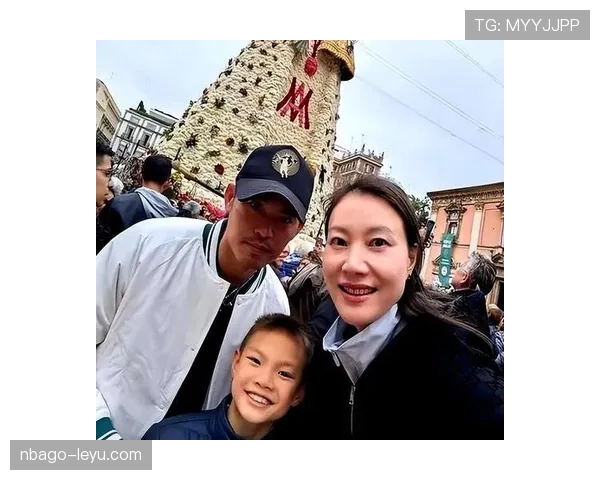 谢杏芳活成了邻家妈妈和贵妇的混合体，我心态崩了